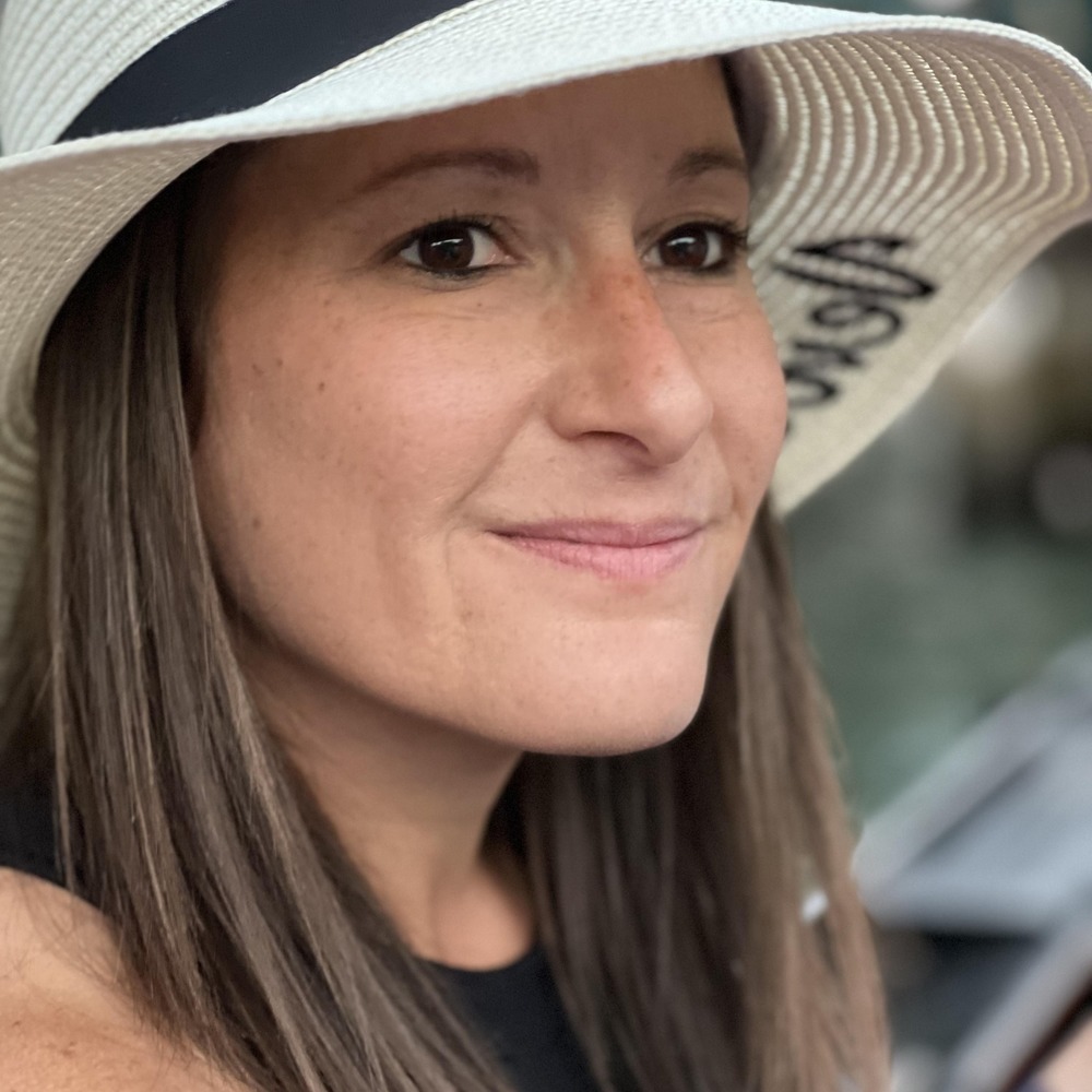 Meet your Posher, Stephanie